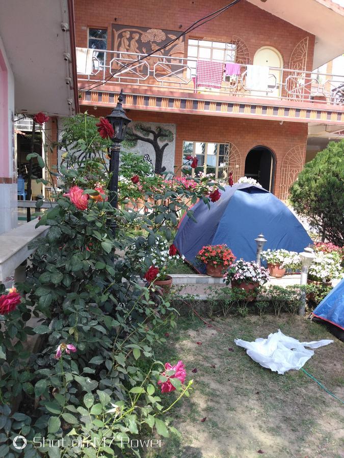 Swapnonir Hotell Shānti Niketan Exteriör bild