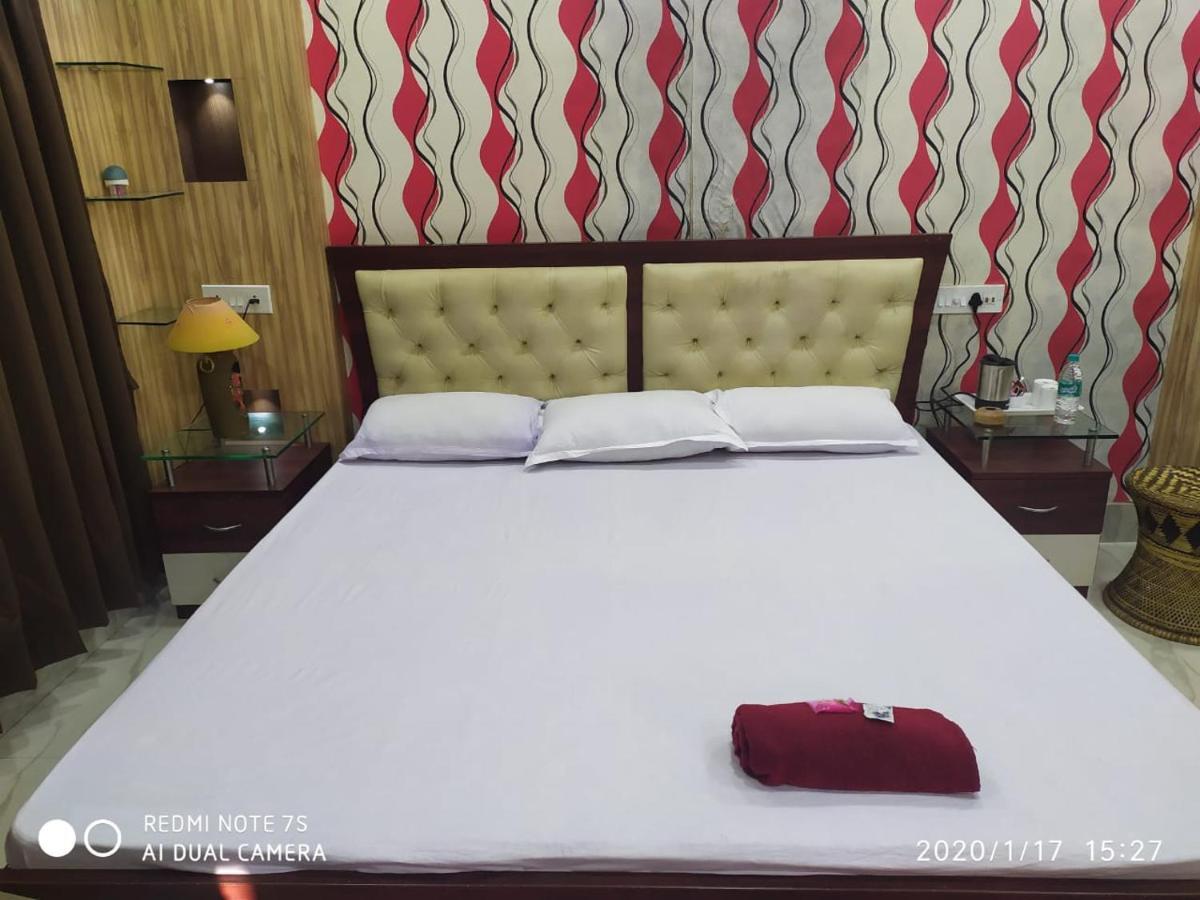 Swapnonir Hotell Shānti Niketan Exteriör bild